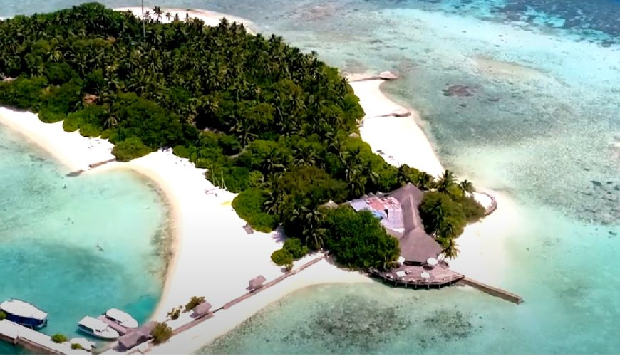 Makunudu Island Resort, Maldives