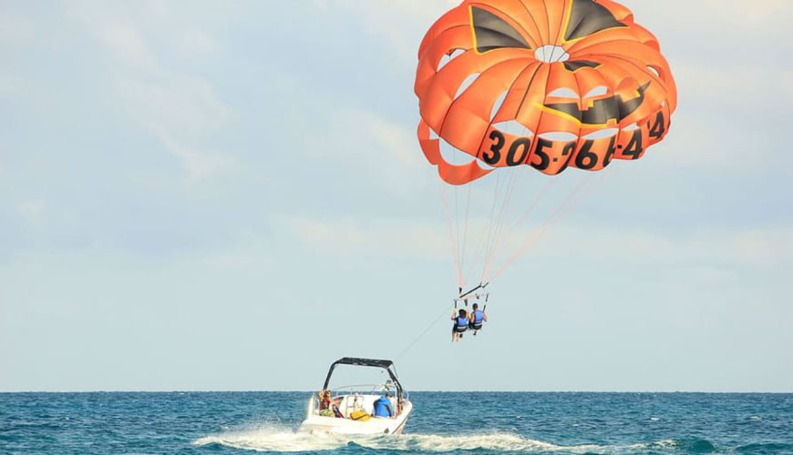 Parasailing In Maldives