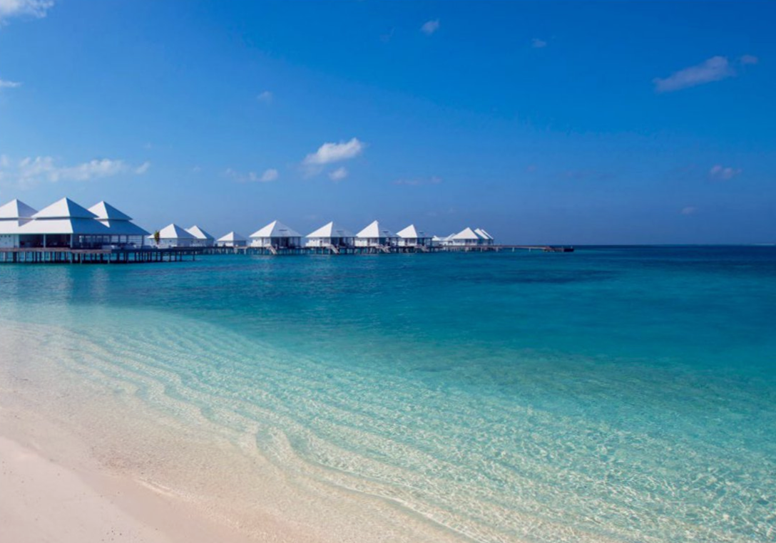 Diamonds Thudufushi Maldives Resort